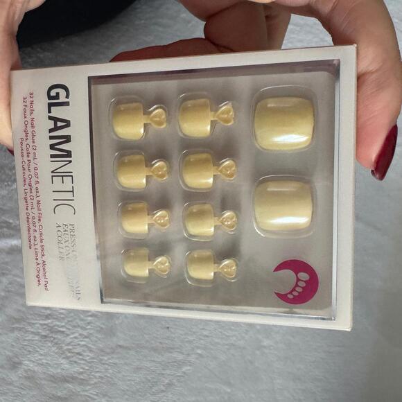 glamnetic press on nails & toenails - Picture 5 of 5